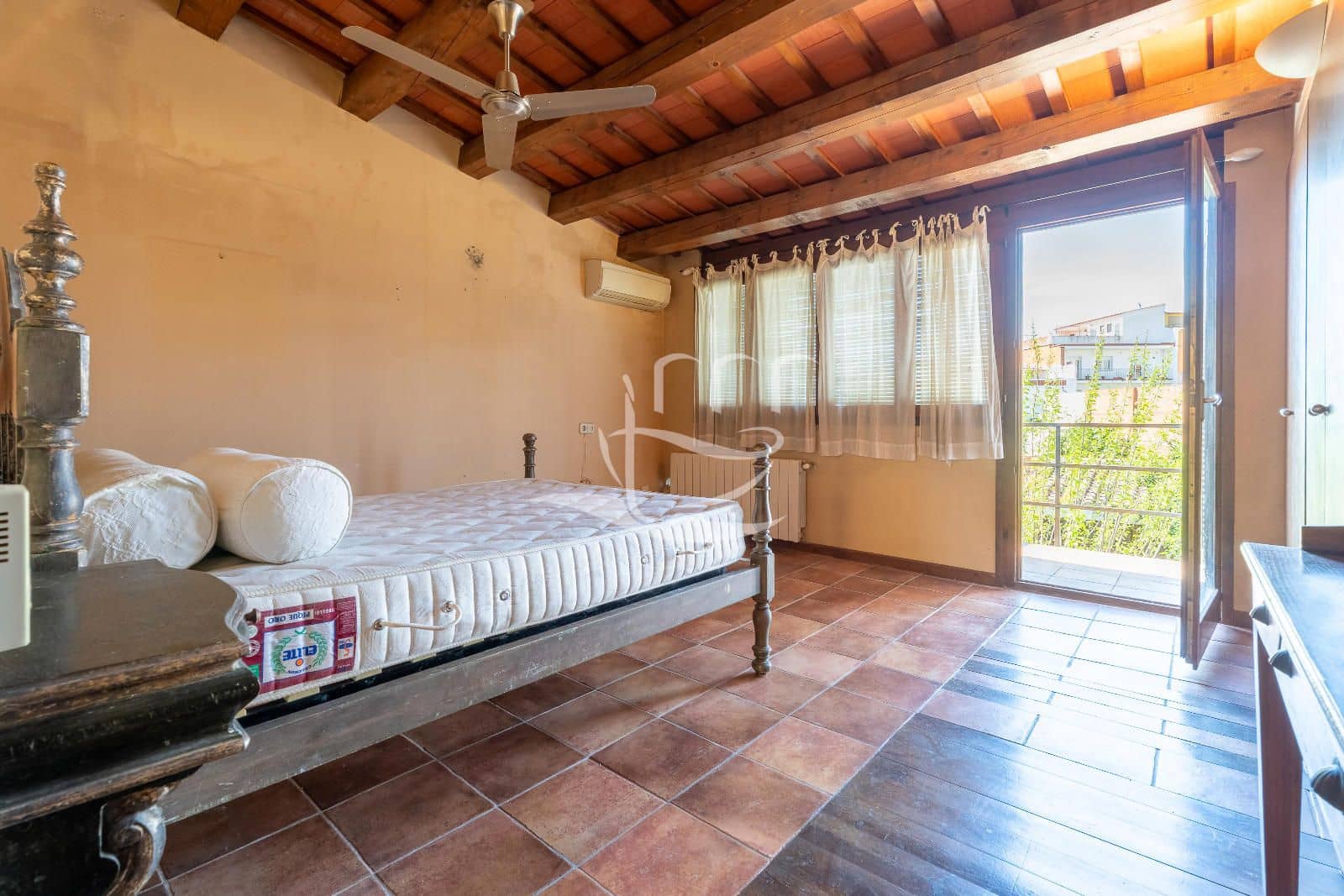 Chalet de 3 habitaciones en Palafrugell en venta - 385.000 € (Ref: 9800030)