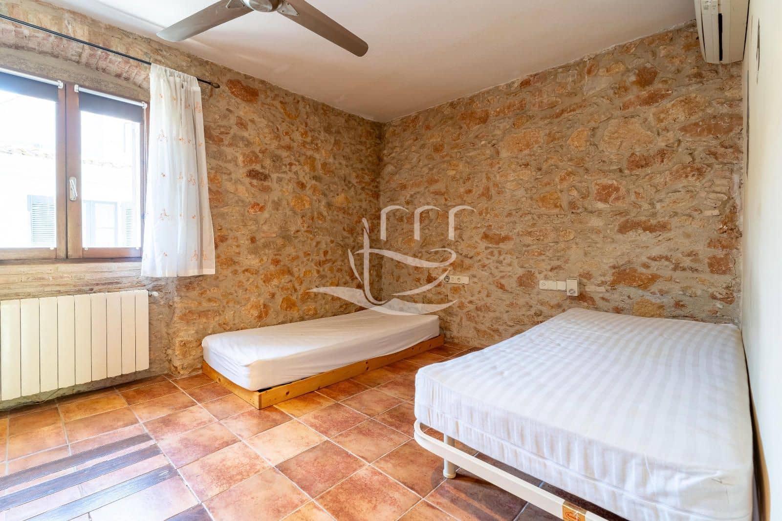 Chalet de 3 habitaciones en Palafrugell en venta - 385.000 € (Ref: 9800030)