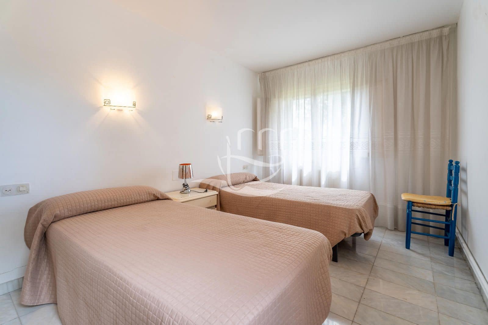 6 Zimmer Villa zu verkaufen in Llagostera mit Pool Garage - 780.000 € (Ref: 9810359)