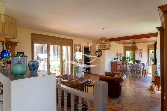 3 sypialnia Willa na sprzedaż w Palafrugell z basenem garażem - 625 000 € (Ref: 9909019)