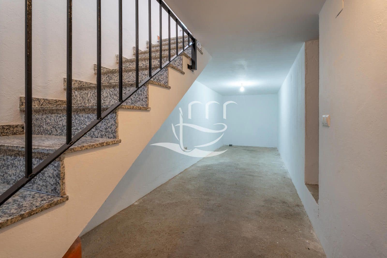 3 bedroom Villa for sale in Begur with garage - € 545,000 (Ref: 9926369)