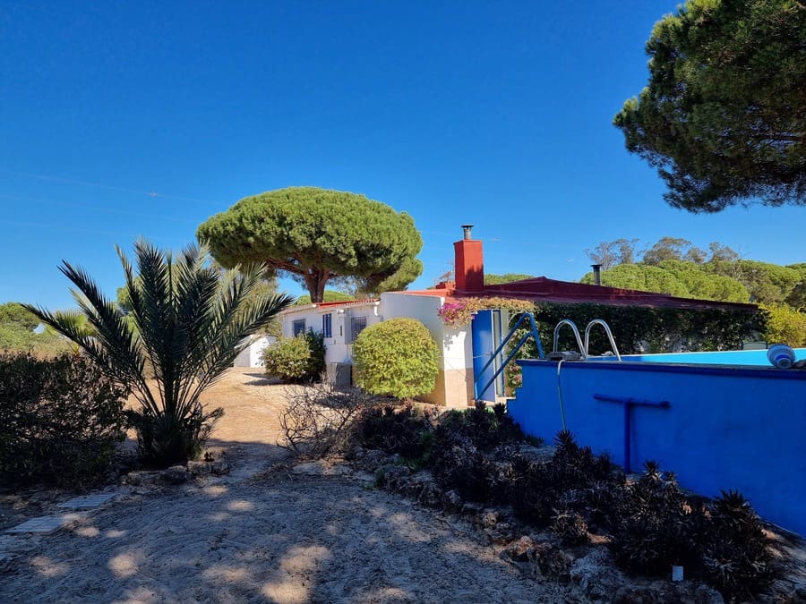 3 chambre Finca/Maison de Campagne à vendre à Bonares avec piscine garage - 168 000 € (Ref: 10177585)