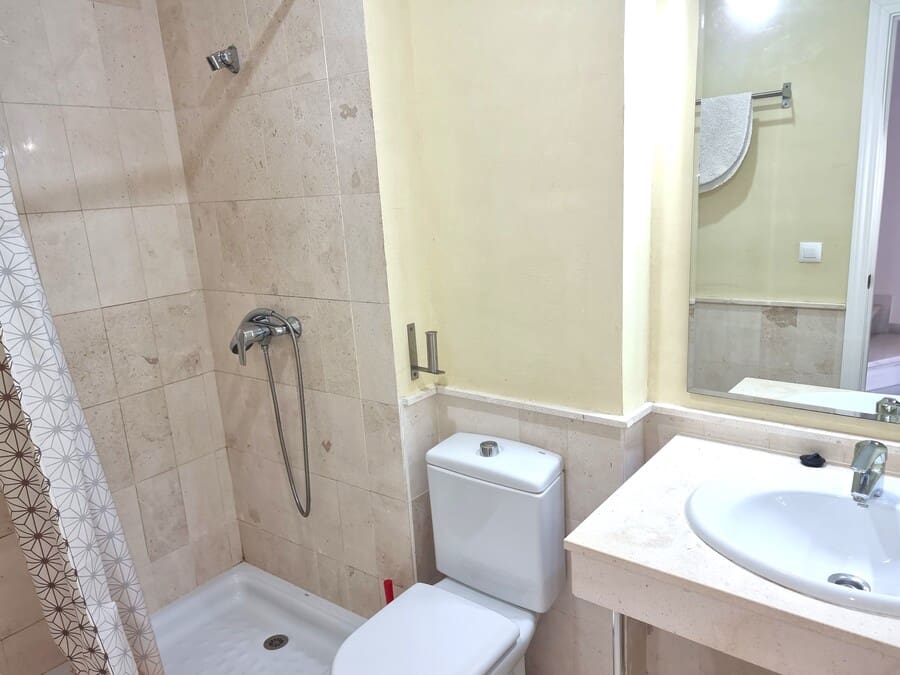 3 soveværelse Byhus til salg i Nuevo Portil med swimmingpool garage - € 249.000 (Ref: 4972565)