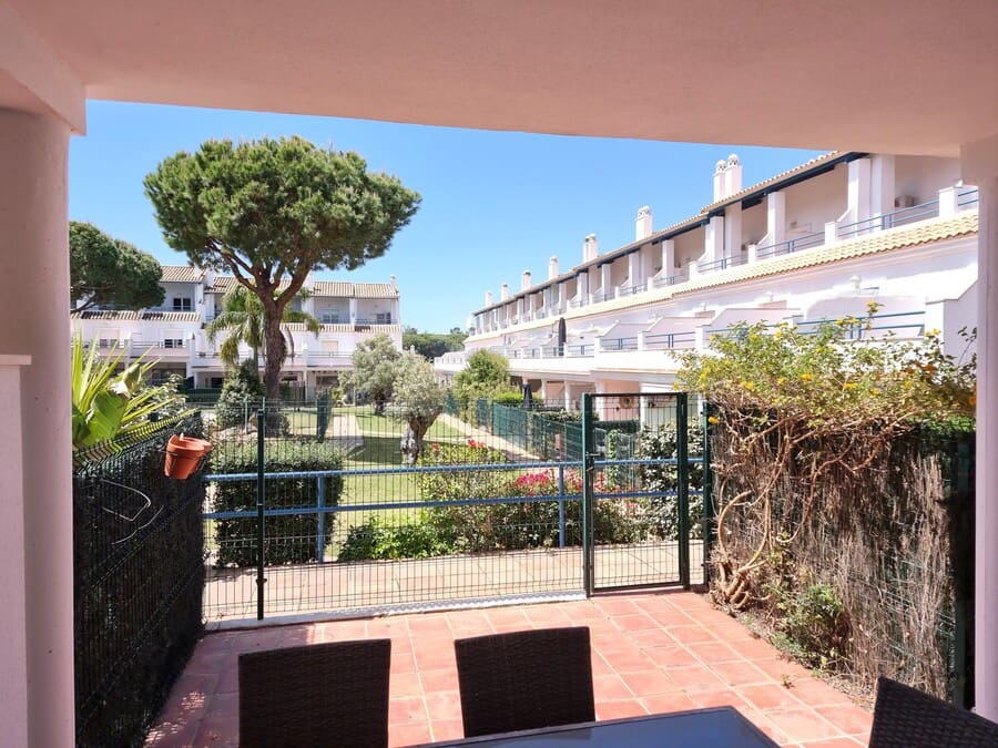 3 soveværelse Byhus til salg i Nuevo Portil med swimmingpool garage - € 249.000 (Ref: 4972565)