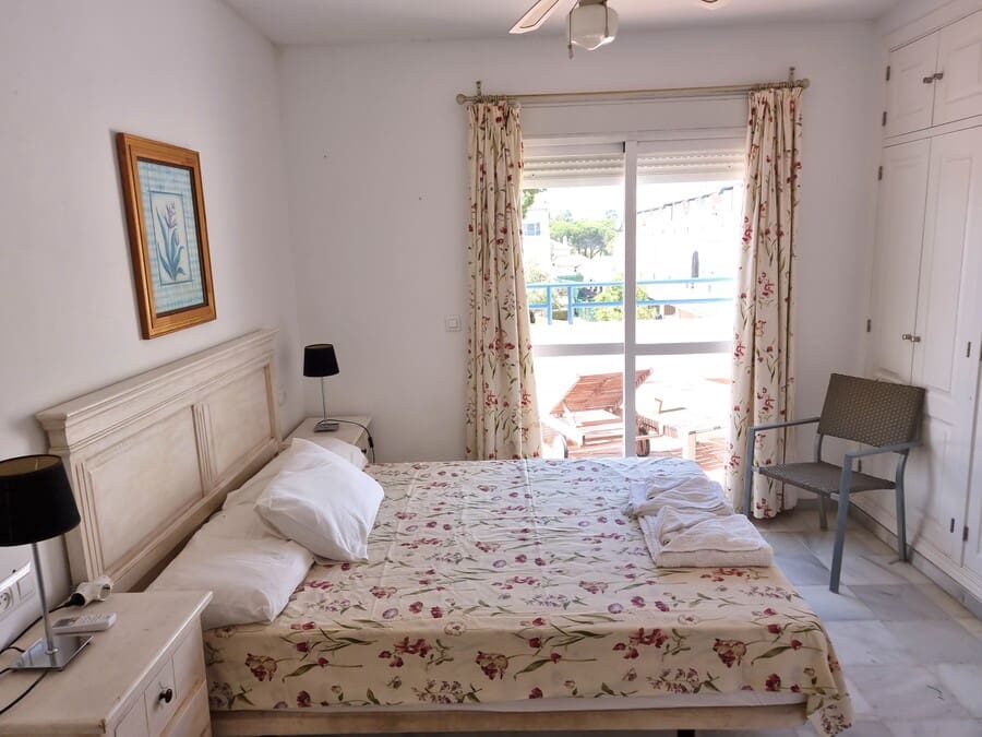 3 soveværelse Byhus til salg i Nuevo Portil med swimmingpool garage - € 249.000 (Ref: 4972565)