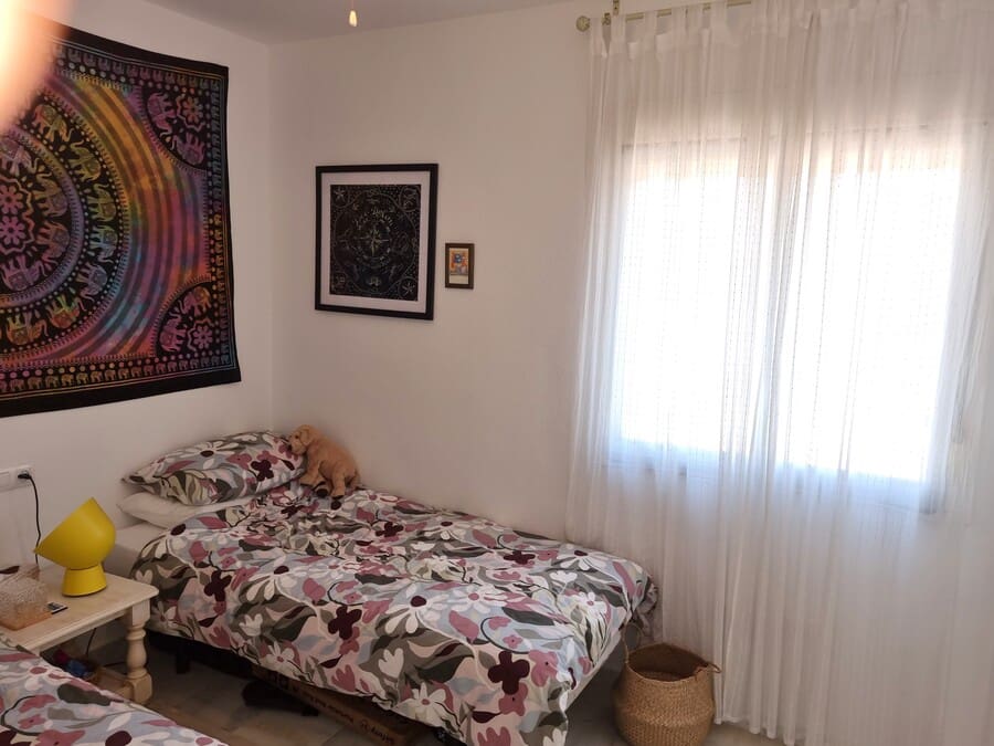 3 sypialnia Dom na sprzedaż w Nuevo Portil z basenem garażem - 259 000 € (Ref: 4972565)
