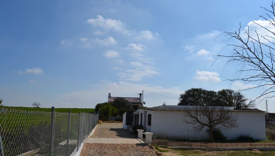 3 slaapkamer Finca/Landhuis te koop in Villarrasa met garage - € 149.000 (Ref: 4972582)