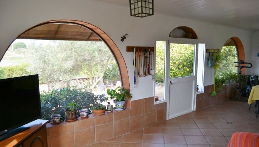 3 slaapkamer Finca/Landhuis te koop in Villarrasa met garage - € 149.000 (Ref: 4972582)