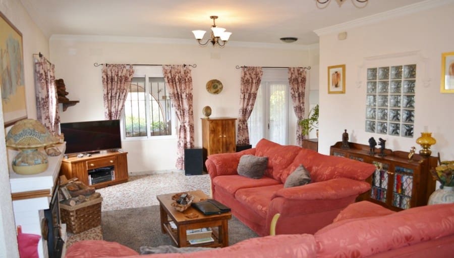 3 slaapkamer Finca/Landhuis te koop in Villarrasa met garage - € 149.000 (Ref: 4972582)