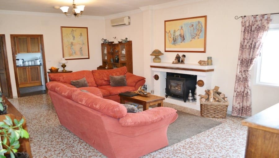 3 slaapkamer Finca/Landhuis te koop in Villarrasa met garage - € 149.000 (Ref: 4972582)