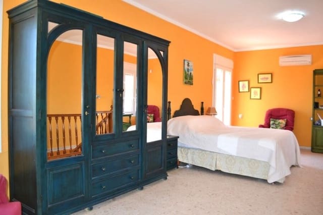 Finca/Casa Rural de 4 habitaciones en Lucena del Puerto en venta con piscina garaje - 295.000 € (Ref: 5189077)