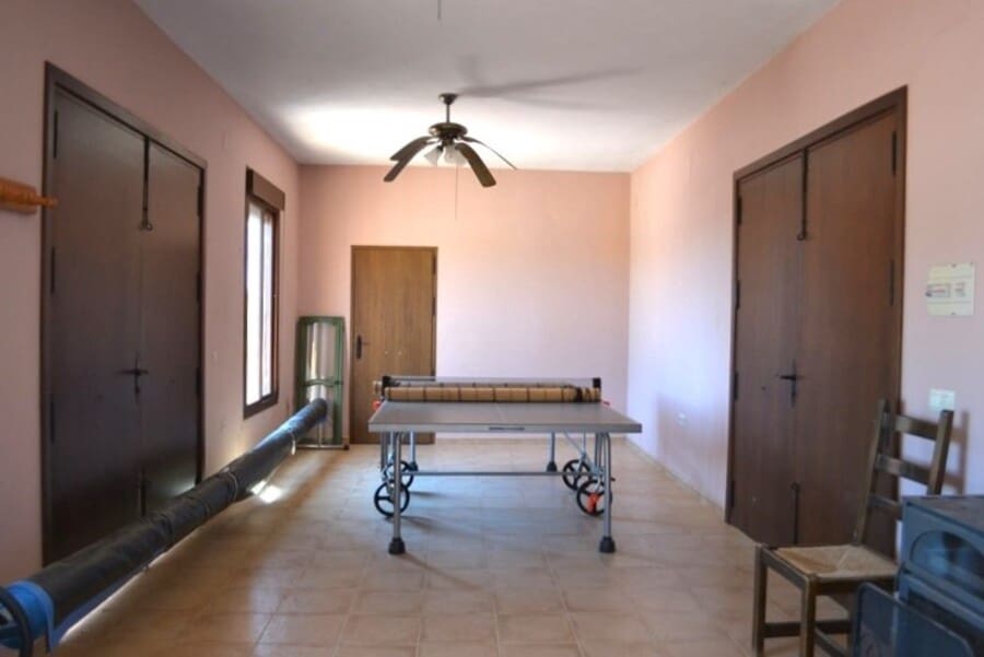 4 makuuhuone Maalaistalo myytävänä paikassa Lucena del Puerto mukana uima-altaan 
autotalli - 295 000 € (Ref: 5189077)