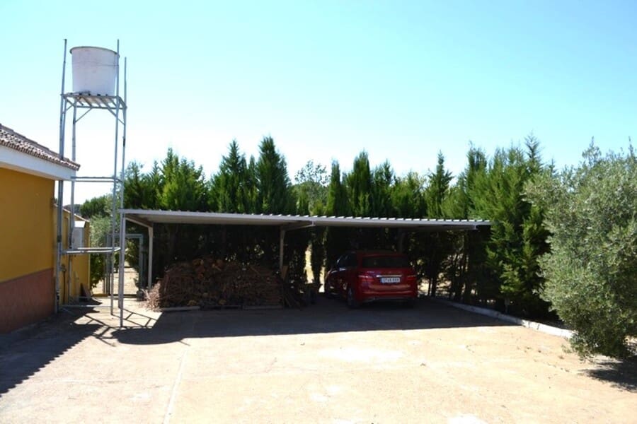 4 makuuhuone Maalaistalo myytävänä paikassa Lucena del Puerto mukana uima-altaan 
autotalli - 295 000 € (Ref: 5189077)