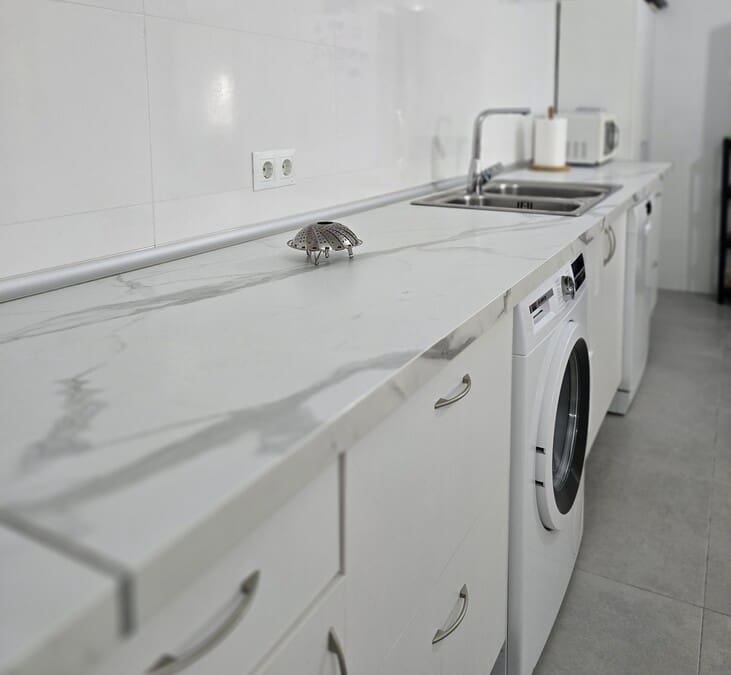 7 makuuhuone Maalaistalo myytävänä paikassa Niebla mukana uima-altaan 
autotalli - 345 000 € (Ref: 8580813)