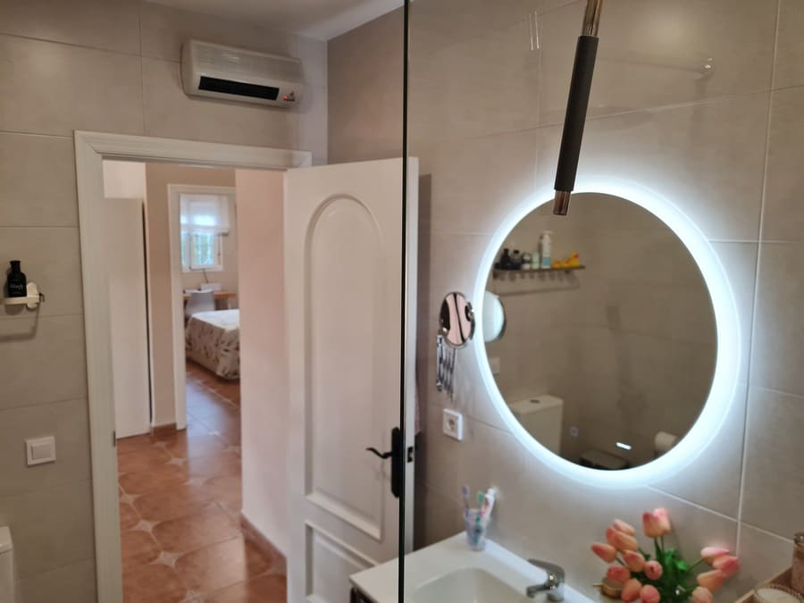 2 slaapkamer Finca/Landhuis te koop in Hinojos met zwembad garage - € 185.000 (Ref: 9678132)