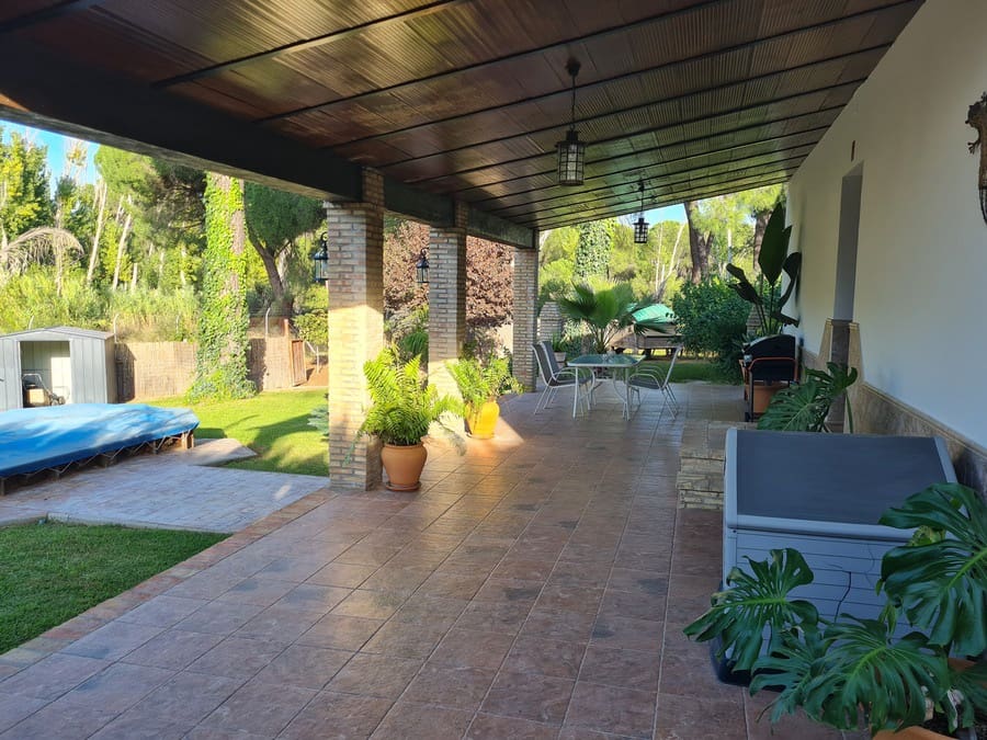 2 slaapkamer Finca/Landhuis te koop in Hinojos met zwembad garage - € 185.000 (Ref: 9678132)