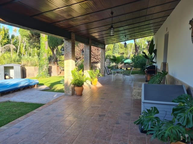 2 slaapkamer Finca/Landhuis te koop in Hinojos met zwembad garage - € 185.000 (Ref: 9678132)