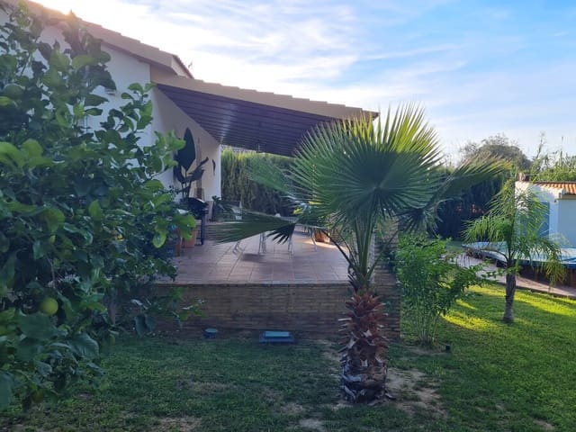 2 slaapkamer Finca/Landhuis te koop in Hinojos met zwembad garage - € 185.000 (Ref: 9678132)