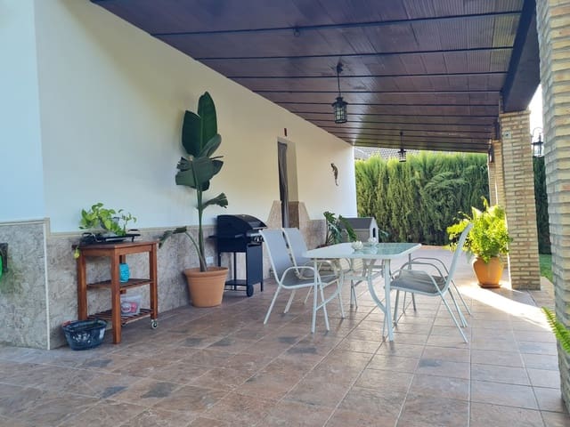 2 slaapkamer Finca/Landhuis te koop in Hinojos met zwembad garage - € 185.000 (Ref: 9678132)