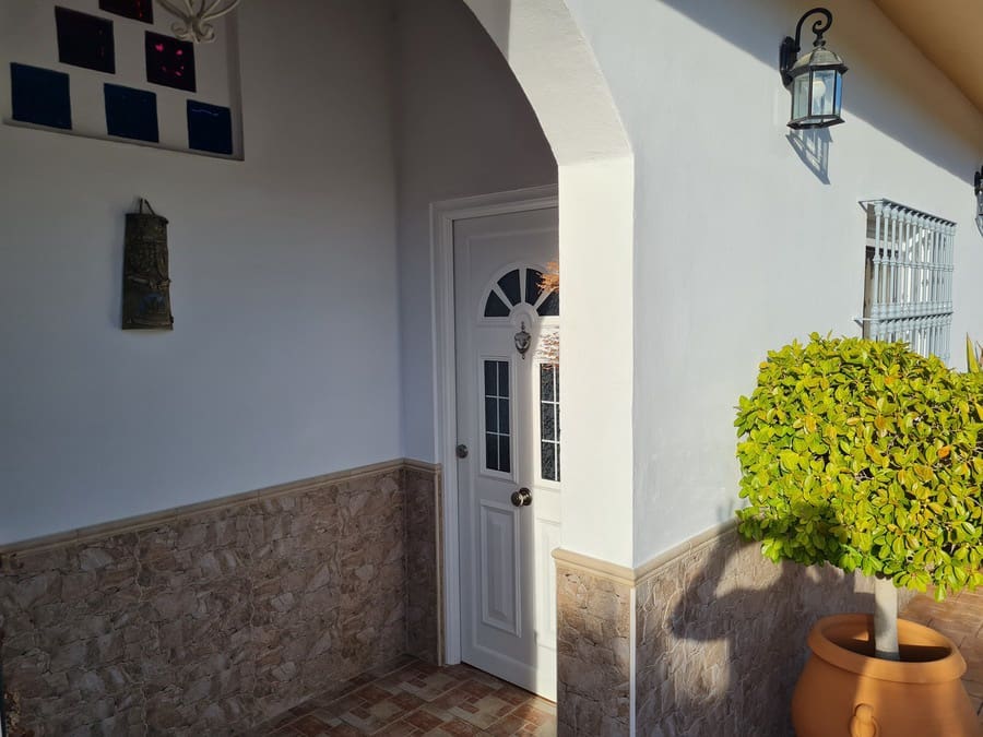 2 bedroom Finca/Country House for sale in Hinojos with pool garage - € 185,000 (Ref: 9678132)