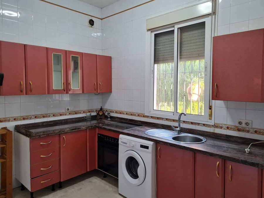 3 slaapkamer Finca/Landhuis te koop in Hinojos met garage - € 137.000 (Ref: 9678133)