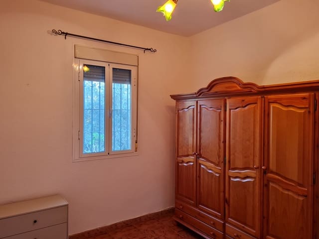 3 slaapkamer Finca/Landhuis te koop in Hinojos met garage - € 137.000 (Ref: 9678133)