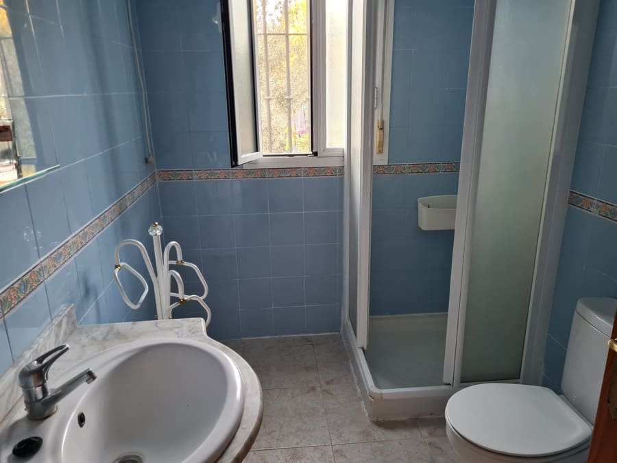 3 bedroom Finca/Country House for sale in Hinojos with garage - € 137,000 (Ref: 9678133)