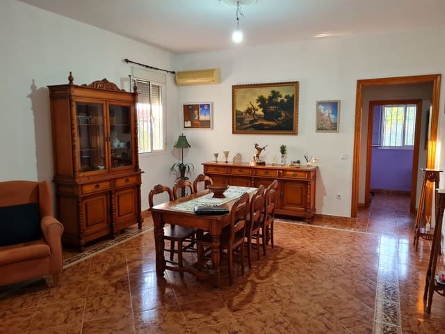 3 slaapkamer Finca/Landhuis te koop in Hinojos met garage - € 137.000 (Ref: 9678133)