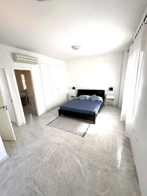 3 slaapkamer Villa te koop in Nuevo Portil met zwembad garage - € 498.500 (Ref: 9678134)