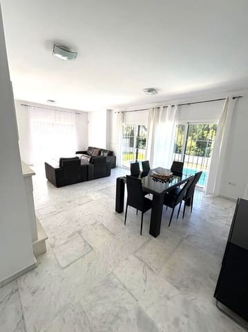 3 slaapkamer Villa te koop in Nuevo Portil, Cartaya met zwembad garage - € 498.500 (Ref: 9678134)