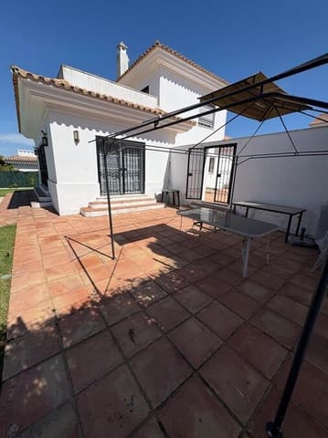 3 slaapkamer Villa te koop in Nuevo Portil, Cartaya met zwembad garage - € 498.500 (Ref: 9678134)
