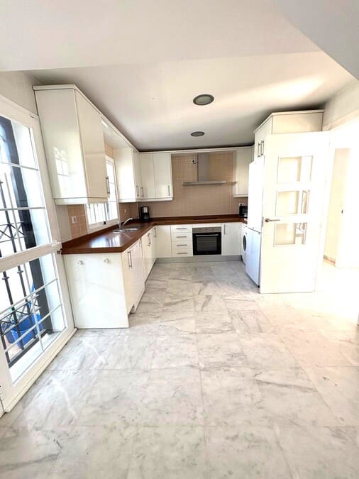 3 bedroom Villa for sale in Nuevo Portil with pool garage - € 498,500 (Ref: 9678134)