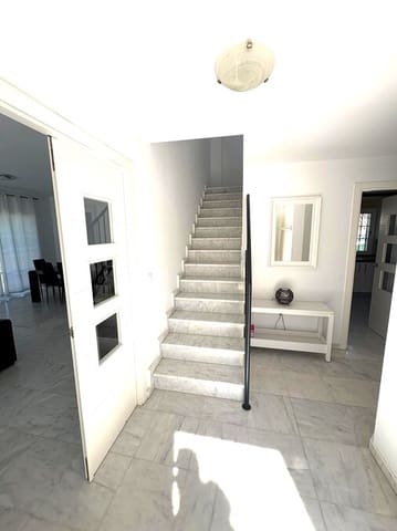 3 soverom Villa til salgs i Nuevo Portil, Cartaya med svømmebasseng garasje - € 498 500 (Ref: 9678134)