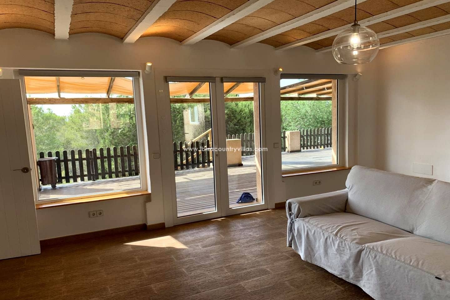5 slaapkamer Villa te koop in Sant Antoni de Portmany met zwembad garage - € 2.950.000 (Ref: 10147993)