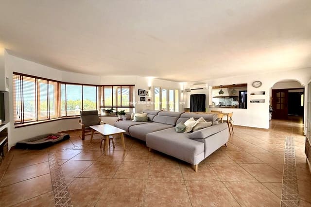 5 slaapkamer Villa te koop in Sant Antoni de Portmany met zwembad garage - € 2.950.000 (Ref: 10147993)