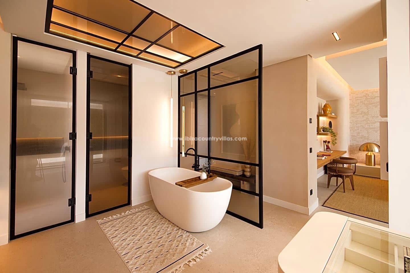 Chalet de 4 habitaciones en Santa Eulalia / Santa Eularia en venta con piscina - 4.400.000 € (Ref: 5963105)