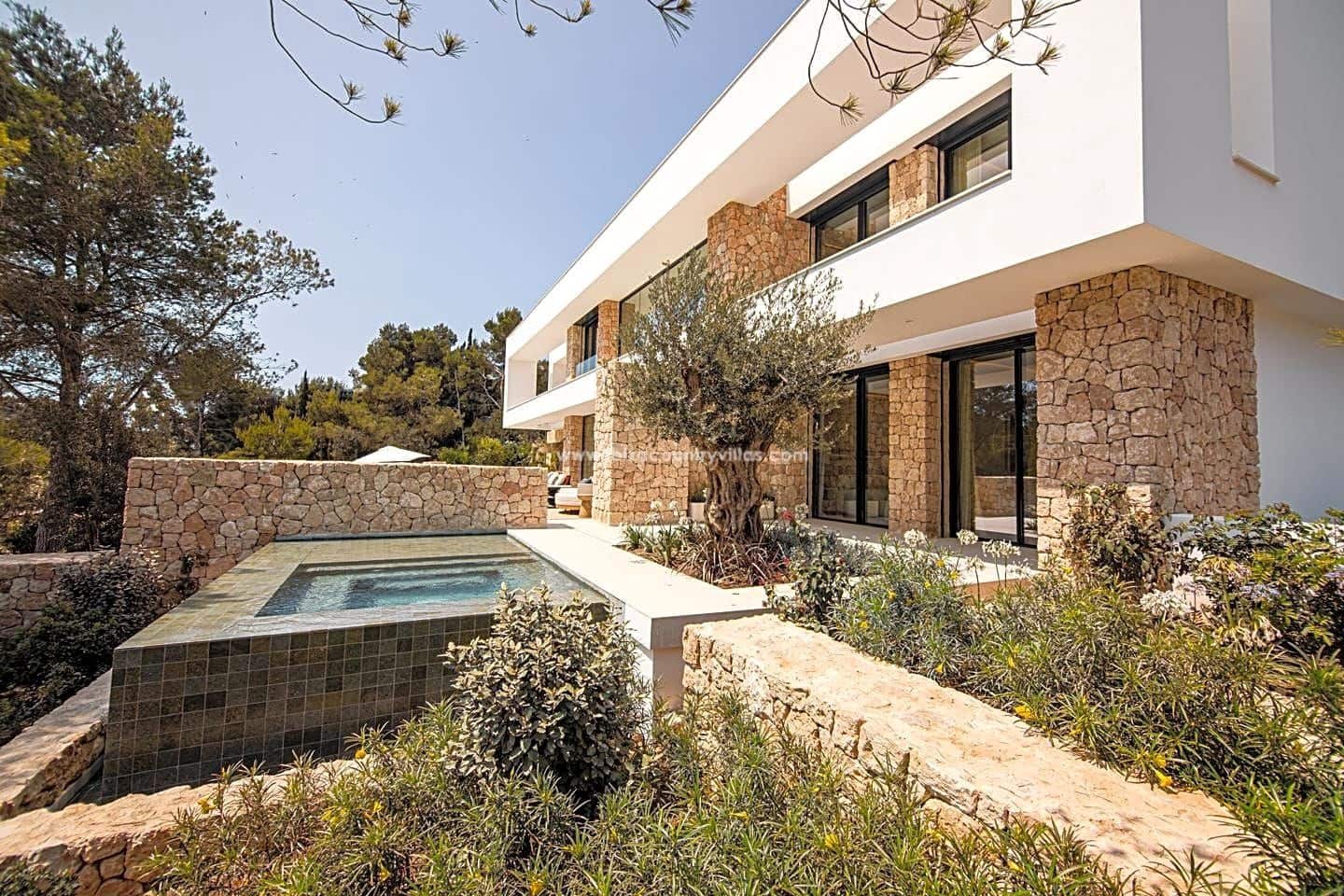 Chalet de 4 habitaciones en Santa Eulalia / Santa Eularia en venta con piscina - 4.400.000 € (Ref: 5963105)