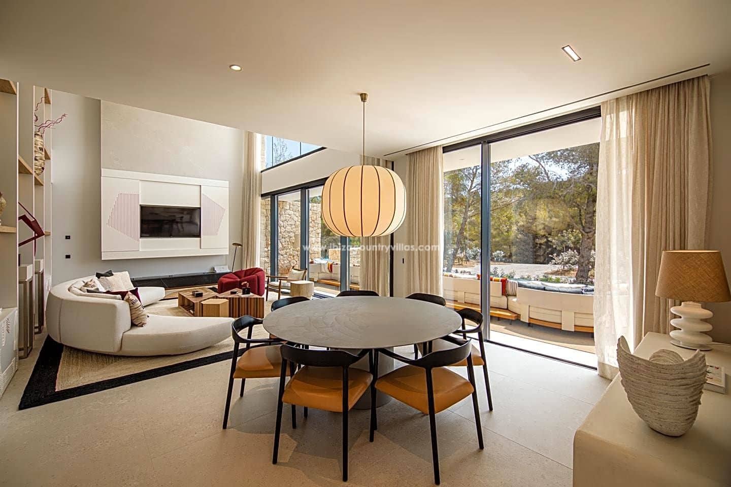 Chalet de 4 habitaciones en Santa Eulalia / Santa Eularia en venta con piscina - 4.400.000 € (Ref: 5963105)