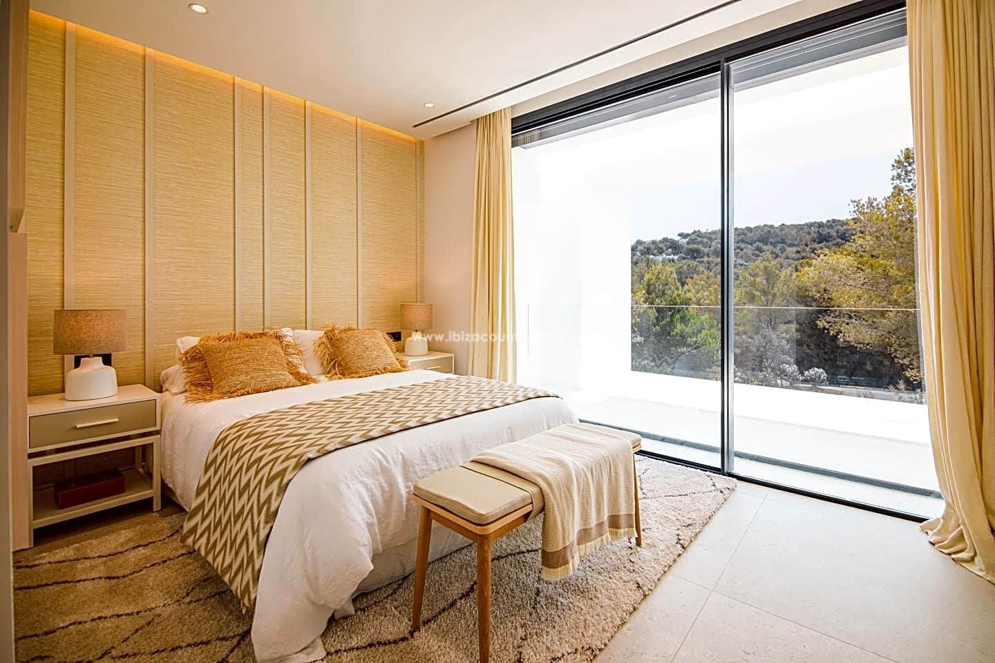 Chalet de 4 habitaciones en Santa Eulalia / Santa Eularia en venta con piscina - 4.400.000 € (Ref: 5963105)