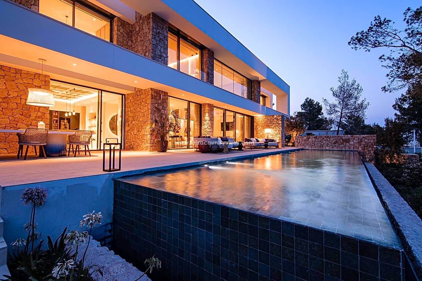 Chalet de 4 habitaciones en Santa Eulalia / Santa Eularia en venta con piscina - 4.400.000 € (Ref: 5963105)
