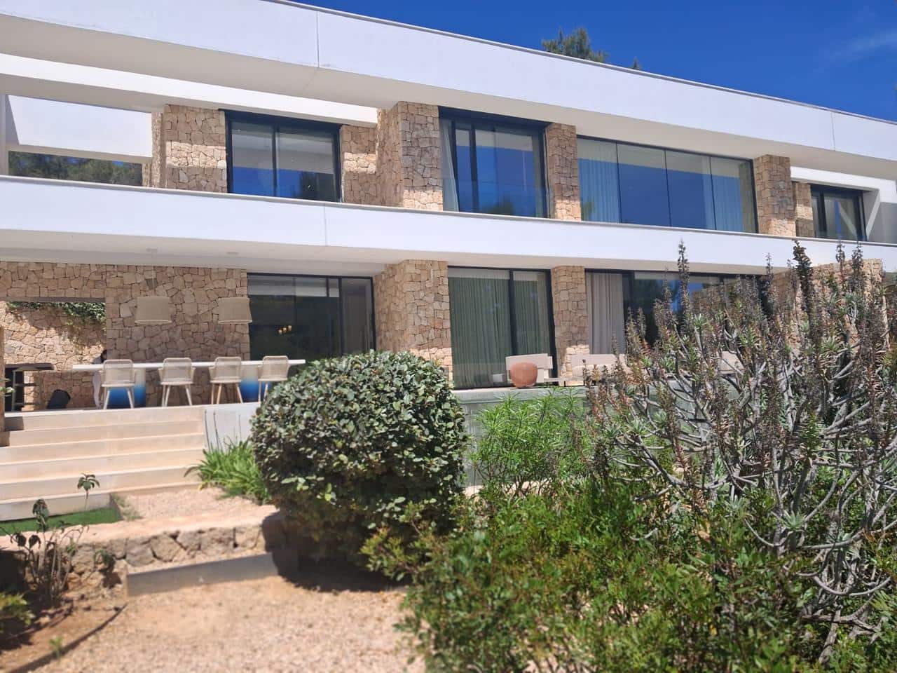4 bedroom Villa for sale in Santa Eulalia / Santa Eularia with pool garage - € 7,900,000 (Ref: 5963105)
