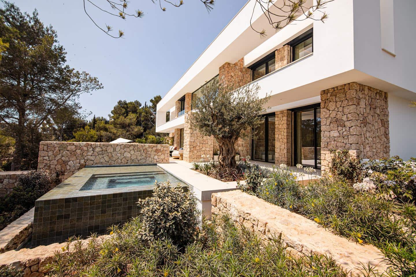 4 chambre Villa/Maison à vendre à Santa Eulalia / Santa Eularia avec piscine garage - 7 900 000 € (Ref: 5963105)