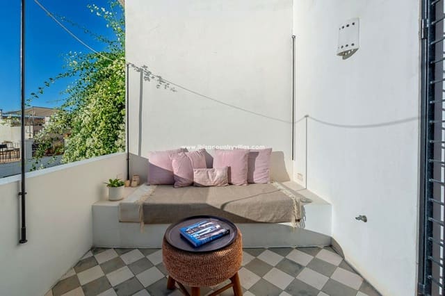 2 soverom Leilighet til salgs i Ibiza by - € 695 000 (Ref: 7070872)