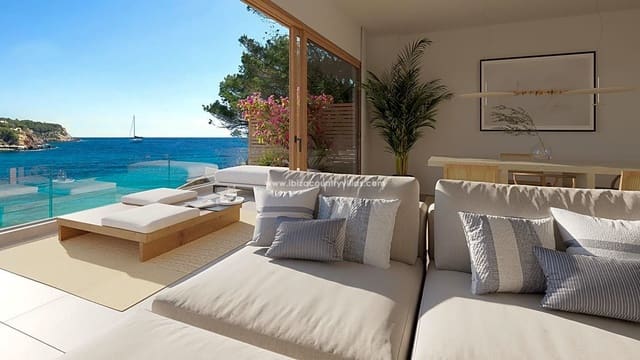 Piso de 4 habitaciones en Santa Eulalia / Santa Eularia en venta con piscina garaje - 2.250.000 € (Ref: 7641732)
