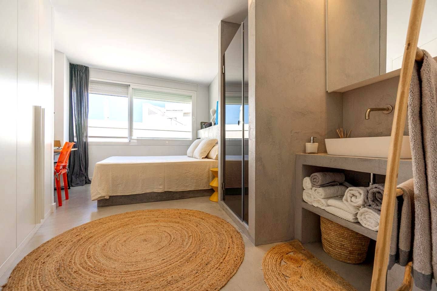 2 bedroom Flat for sale in Ibiza / Eivissa town with pool garage - € 1,450,000 (Ref: 7739826)