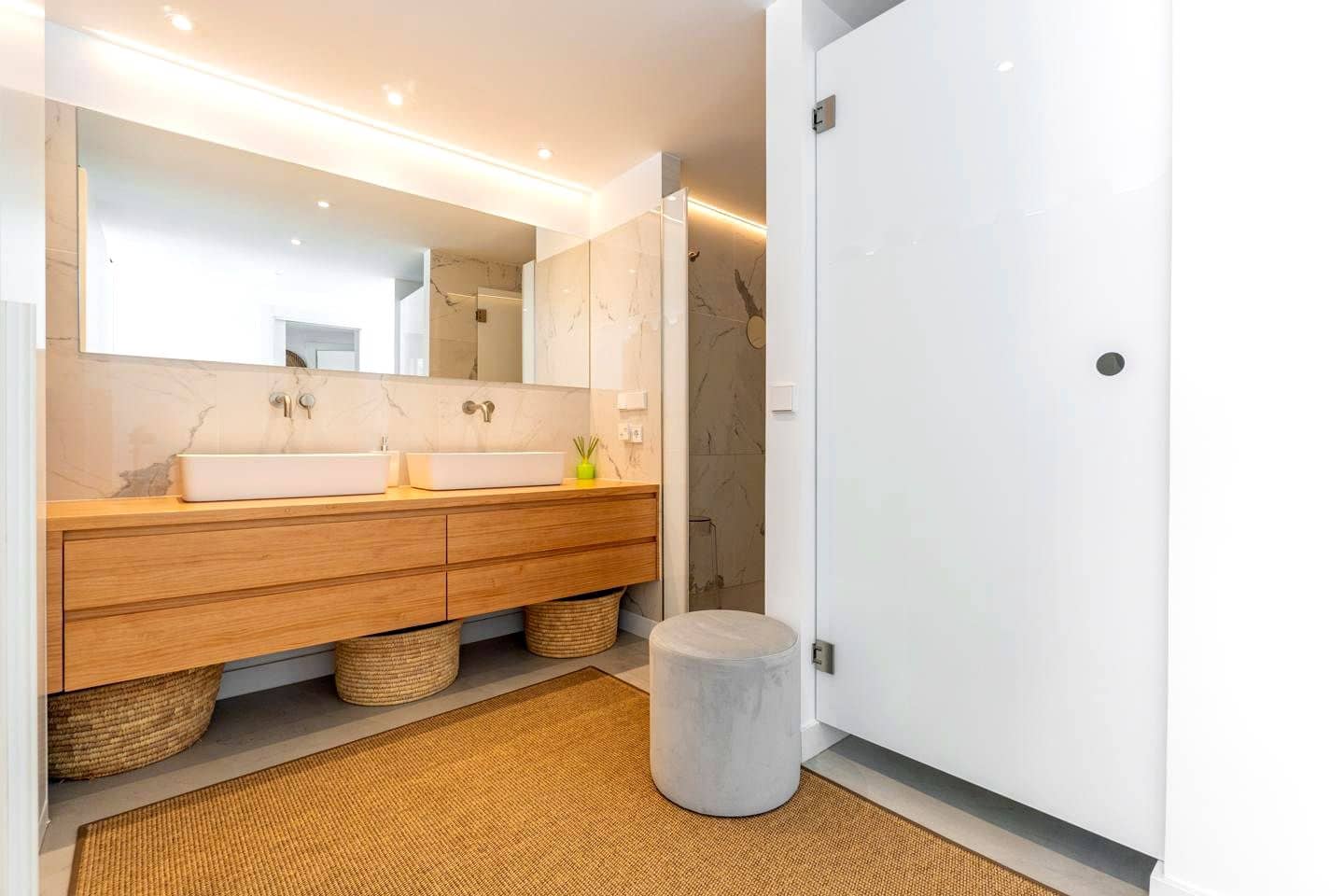 2 bedroom Flat for sale in Ibiza / Eivissa town with pool garage - € 1,450,000 (Ref: 7739826)