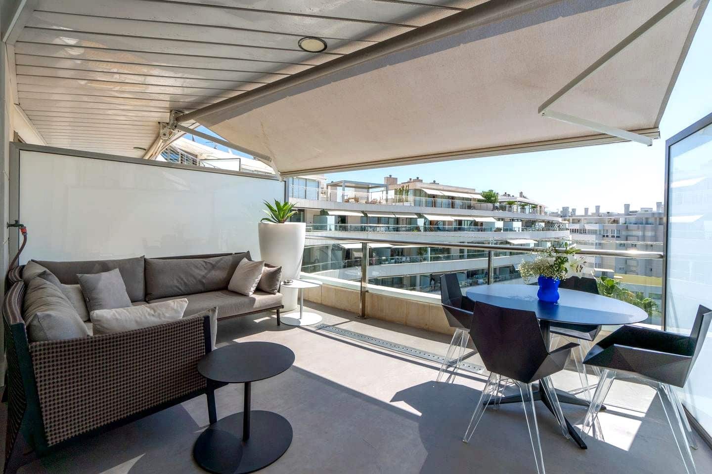 2 bedroom Flat for sale in Ibiza / Eivissa town with pool garage - € 1,450,000 (Ref: 7739826)