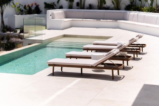 7 sypialnia Willa na sprzedaż w Roca Llisa, Santa Eulalia / Santa Eularia z basenem - 6 800 000 € (Ref: 8451342)