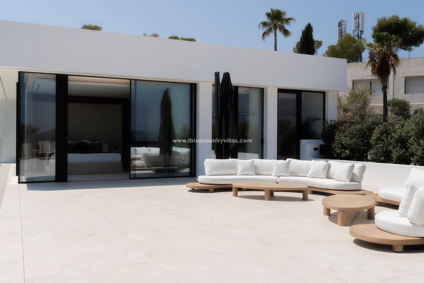 7 soverom Villa til salgs i Roca Llisa med svømmebasseng - € 6 800 000 (Ref: 8451342)