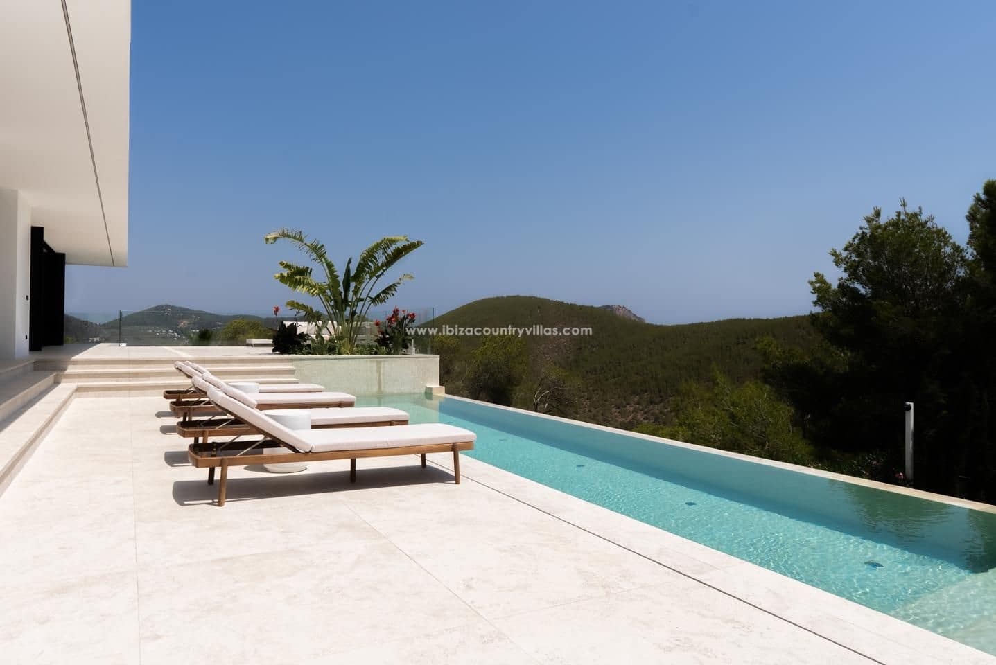 7 soverom Villa til salgs i Roca Llisa med svømmebasseng - € 6 800 000 (Ref: 8451342)